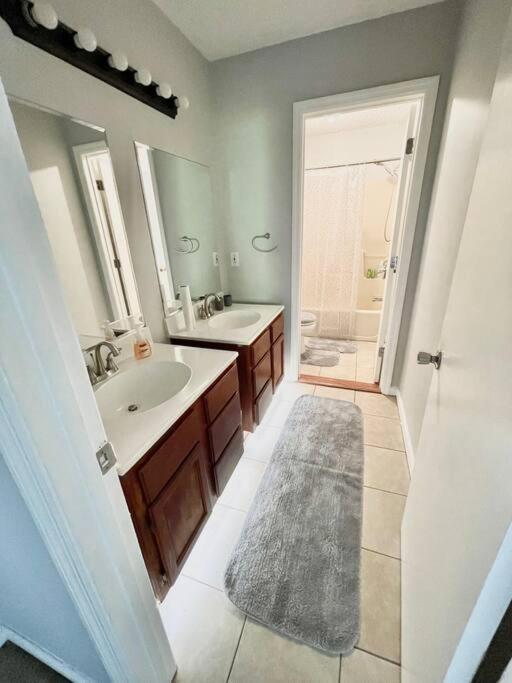 Lovely 2-Bedroom Condo W/Balcony And Free Parking Нэшвилл Экстерьер фото